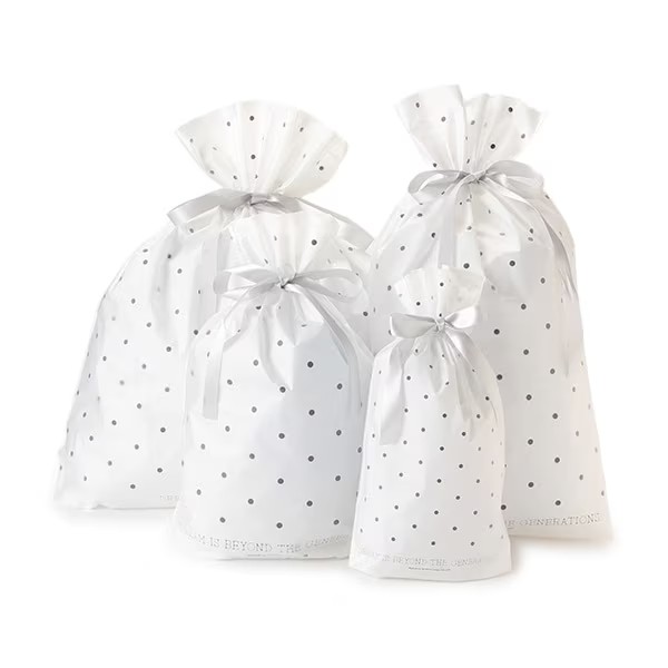 Gifts & Free Wrapping for Orders Over $100